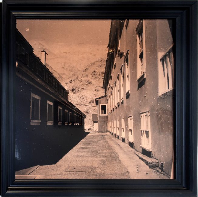 S/T, Campamento minero de Sewell, 2013
Emulsión fotosensible sobre lámina de cobre
50 x 50 cm
Pieza única
